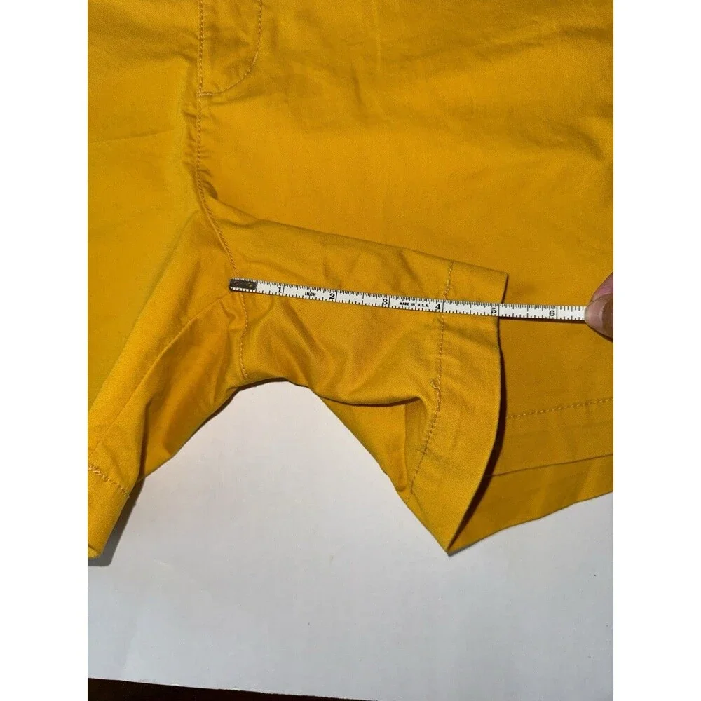 Old Navy Women's Everyday Shorts, Size 6 Yellow Pocket Summer Lightweight